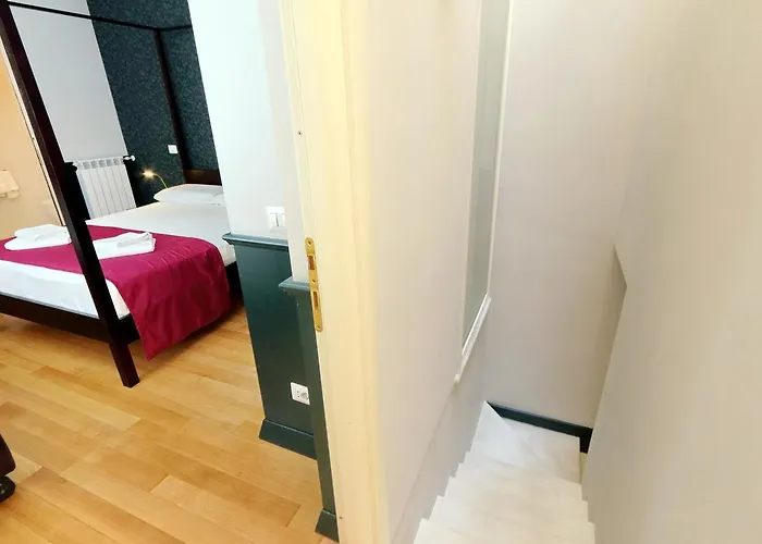 Konukevi Relais Vittoria Colonna Roma